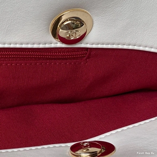 Firstbag Ru Lambskin CHANEL Shiny Bag Shopping 0717